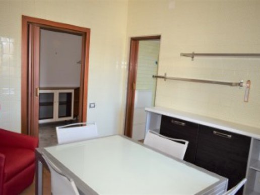 Appartamento di mq 130 circa in Via Della Croce con posto auto e garage apzionale - 10