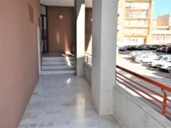 Appartamento di mq 130 circa in Via Della Croce con posto auto e garage apzionale - 2