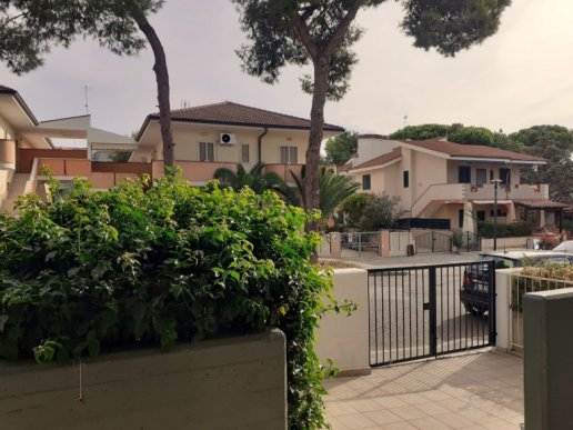 Appartamento a Marina di Ginosa con ingresso indipendente e garage - 1