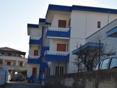 L'Agenzia Immobiliare Infinity propone in vendita ampio appartamento a Ginosa Marina - 2